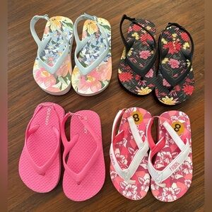 Girl’s Sandals Flip Flops Pink Black Floral Lot of Four, Little Girl’s size 8
